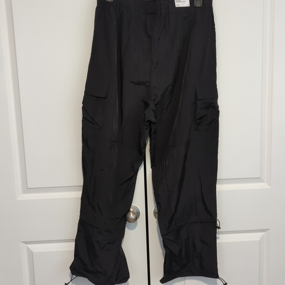 New RUE Plus Parachute Pant Size XL Black Cargo Pockets Pull Strings Y2K-115 - Picture 9 of 10